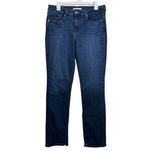 Levi’s Medium Wash Mid Rise Classic Straight Leg Jeans